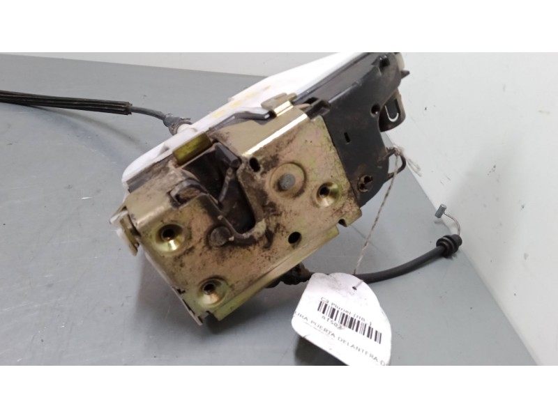 Recambio de cerradura puerta delantera derecha para citroën c3 pluriel (hb_) 1.4 hdi referencia OEM IAM   