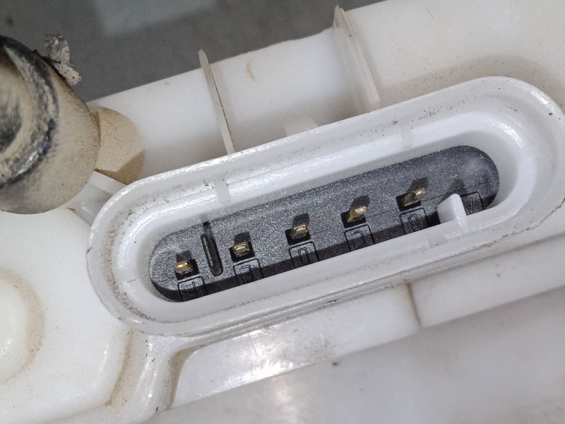 Recambio de cerradura puerta delantera izquierda para citroën c3 pluriel (hb_) 1.4 hdi referencia OEM IAM   