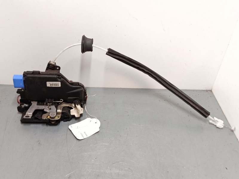 Recambio de cerradura puerta delantera izquierda para porsche cayman (987) s 3.4 referencia OEM IAM 3D1837015  