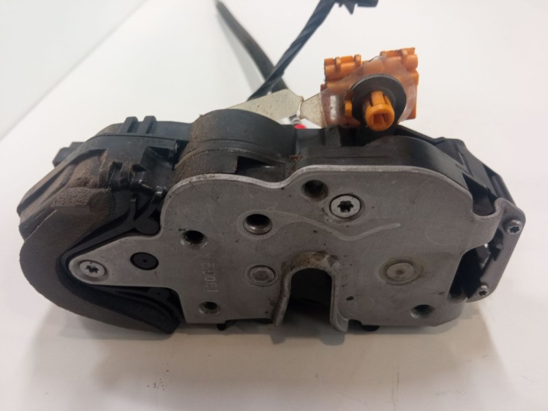 Recambio de cerradura puerta delantera derecha para opel zafira tourer c (p12) 1.6 cdti (75) referencia OEM IAM   