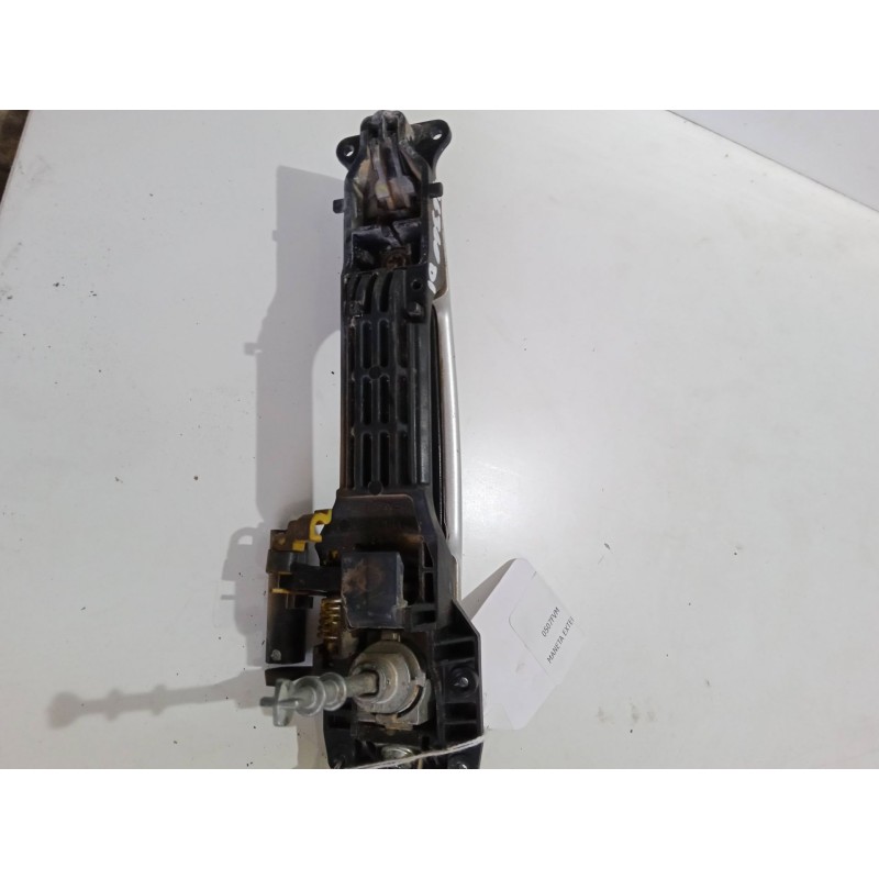 Recambio de maneta exterior puerta delantera izquierda para suzuki swift iii (mz, ez) 1.3 (rs 413) referencia OEM IAM   