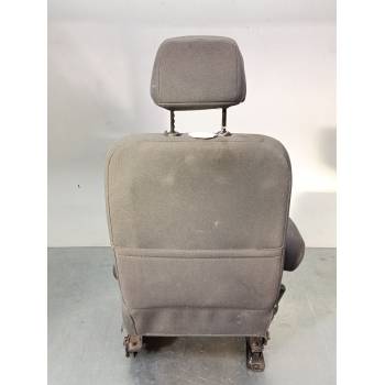 ASIENTO DELANTERO IZQUIERDO 