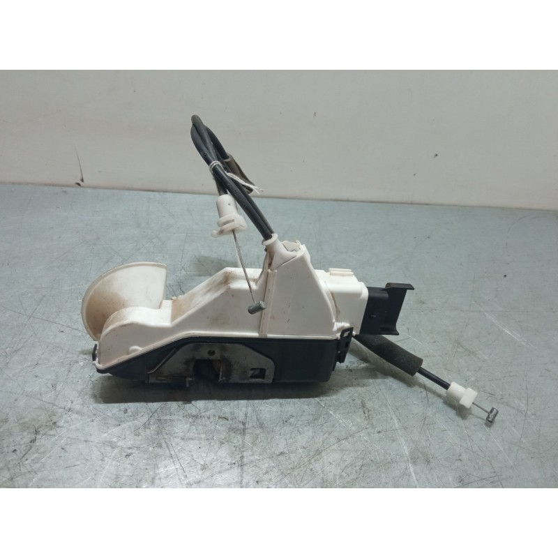 Recambio de cerradura puerta delantera izquierda para citroën c3 ii (sc_) 1.0 vti 68 referencia OEM IAM   