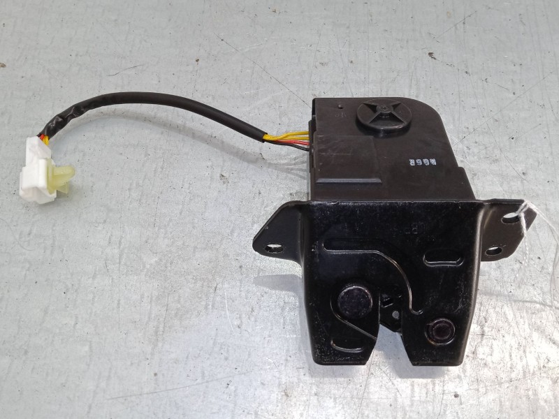 Recambio de cerradura maletero / porton para kia rio iii (ub) 1.1 crdi referencia OEM IAM   