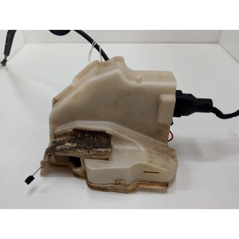 Recambio de cerradura puerta delantera derecha para volkswagen golf v (1k1) 1.9 tdi referencia OEM IAM    Recambio de cerradura puerta delantera derecha para volkswagen golf v (1k1) 1.9 tdi referencia OEM IAM