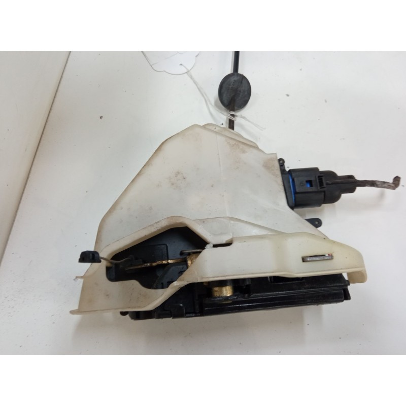 Recambio de cerradura puerta trasera derecha para volkswagen golf v (1k1) 1.9 tdi referencia OEM IAM    Recambio de cerradura puerta trasera derecha para volkswagen golf v (1k1) 1.9 tdi referencia OEM IAM