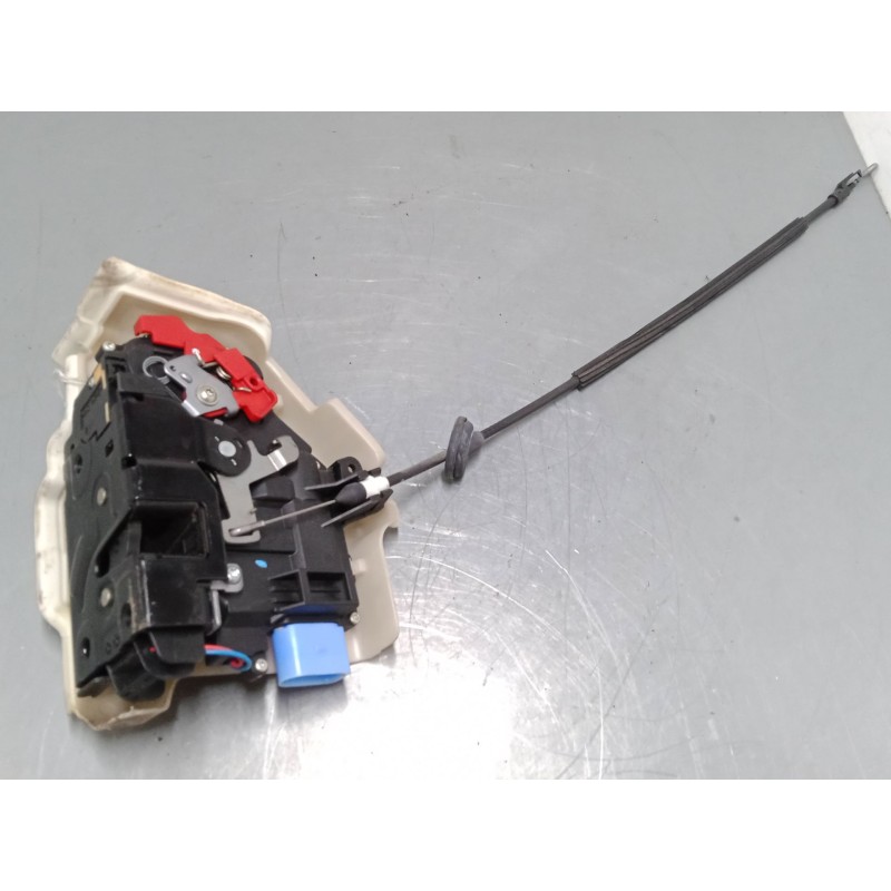 Recambio de cerradura puerta delantera derecha para volkswagen golf v (1k1) 1.9 tdi referencia OEM IAM    Recambio de cerradura puerta delantera derecha para volkswagen golf v (1k1) 1.9 tdi referencia OEM IAM
