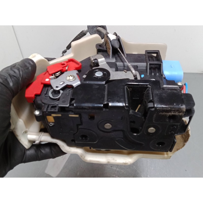 Recambio de cerradura puerta delantera derecha para volkswagen golf v (1k1) 1.9 tdi referencia OEM IAM    Recambio de cerradura puerta delantera derecha para volkswagen golf v (1k1) 1.9 tdi referencia OEM IAM