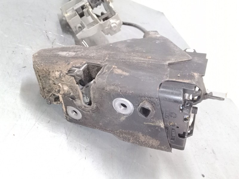 Recambio de cerradura puerta delantera izquierda para citroën c4 i (lc_) 1.4 16v referencia OEM IAM   