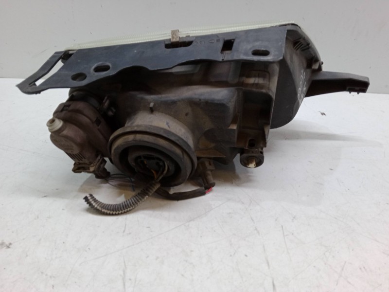 Recambio de faro izquierdo para citroën saxo (s0, s1) 1.5 d referencia OEM IAM   