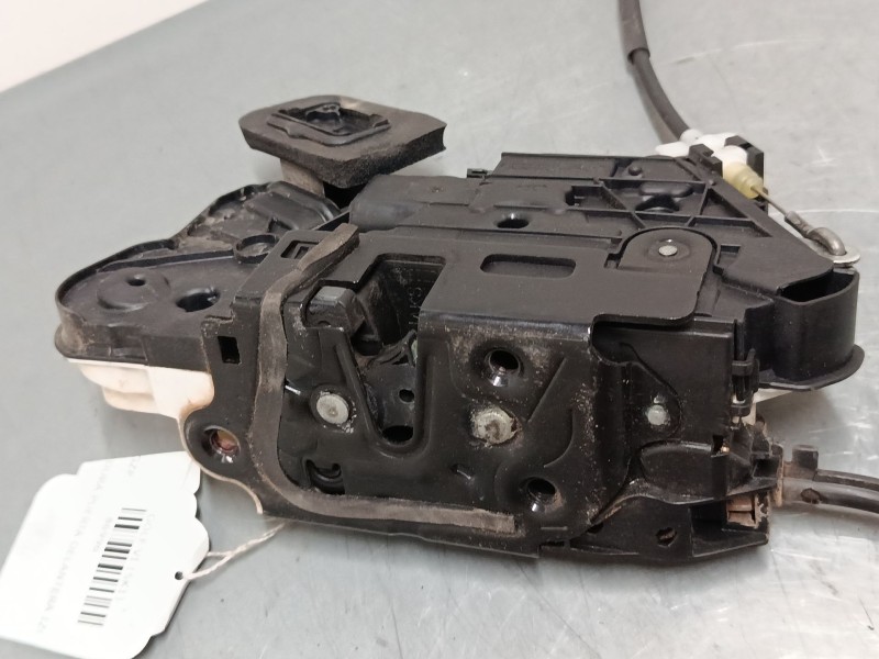 Recambio de cerradura puerta delantera izquierda para volkswagen golf vi (5k1) 1.2 tsi referencia OEM IAM    Recambio de cerradura puerta delantera izquierda para volkswagen golf vi (5k1) 1.2 tsi referencia OEM IAM