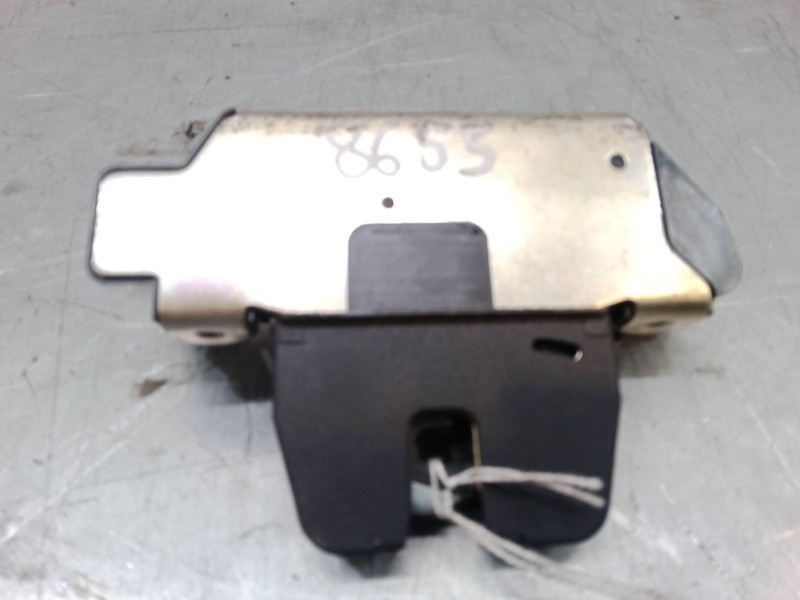 Recambio de cerradura maletero / porton para peugeot 208 i (ca_, cc_) 1.2 vti 82 referencia OEM IAM    Recambio de cerradura maletero / porton para peugeot 208 i (ca_, cc_) 1.2 vti 82 referencia OEM IAM