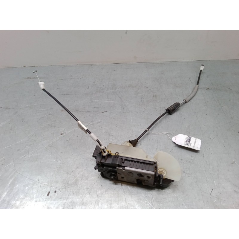 Recambio de cerradura puerta delantera izquierda para peugeot 208 i (ca_, cc_) 1.2 vti 82 referencia OEM IAM   