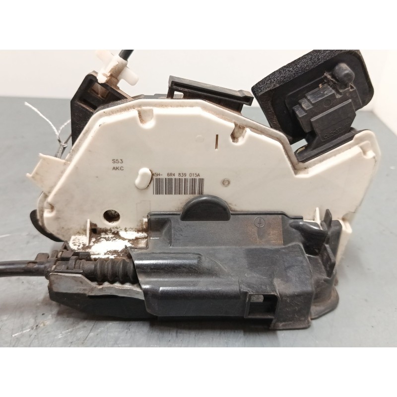 Recambio de cerradura puerta trasera izquierda para volkswagen polo v (6r1, 6c1) 1.4 tdi referencia OEM IAM    Recambio de cerradura puerta trasera izquierda para volkswagen polo v (6r1, 6c1) 1.4 tdi referencia OEM IAM