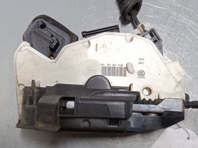 Recambio de cerradura puerta delantera derecha para volkswagen polo v (6r1, 6c1) 1.4 tdi referencia OEM IAM    Recambio de cerradura puerta delantera derecha para volkswagen polo v (6r1, 6c1) 1.4 tdi referencia OEM IAM