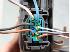 Recambio de cerradura puerta delantera izquierda para bmw x5 (e53) 3.0 d referencia OEM IAM    2