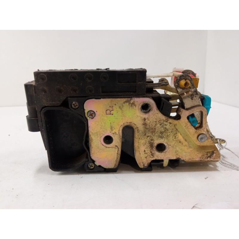 Recambio de cerradura puerta delantera derecha para ssangyong rexton / rexton ii (gab_) 2.7 xdi referencia OEM IAM    Recambio de cerradura puerta delantera derecha para ssangyong rexton / rexton ii (gab_) 2.7 xdi referencia OEM IAM