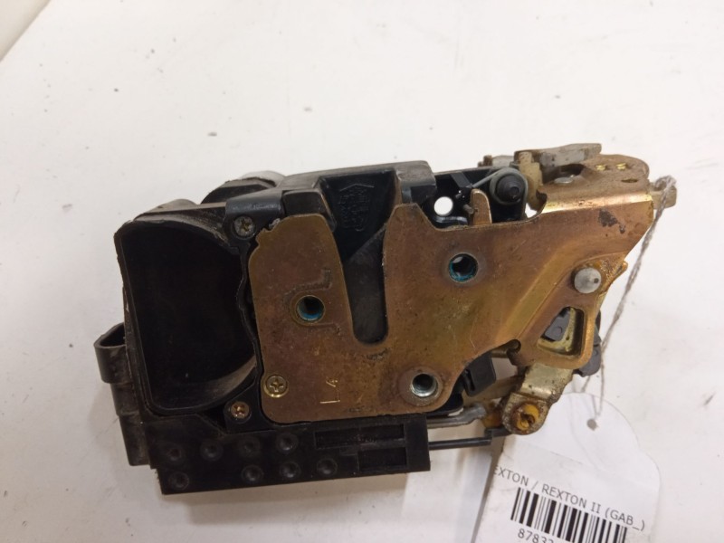 Recambio de cerradura puerta delantera izquierda para ssangyong rexton / rexton ii (gab_) 2.7 xdi referencia OEM IAM    Recambio de cerradura puerta delantera izquierda para ssangyong rexton / rexton ii (gab_) 2.7 xdi referencia OEM IAM