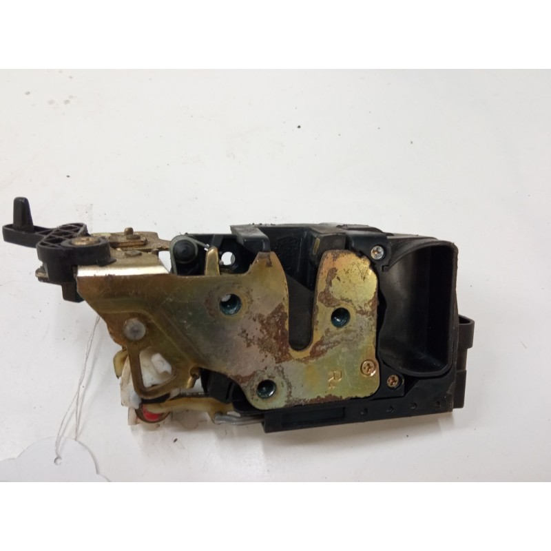 Recambio de cerradura puerta trasera derecha para ssangyong rexton / rexton ii (gab_) 2.7 xdi referencia OEM IAM    Recambio de cerradura puerta trasera derecha para ssangyong rexton / rexton ii (gab_) 2.7 xdi referencia OEM IAM