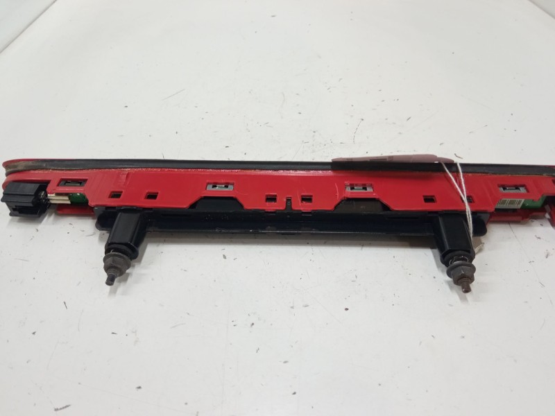 Recambio de luz central de freno para peugeot 3008 i monospace (0u_) 1.6 hdi 115 / bluehdi 115 referencia OEM IAM 9683461480  