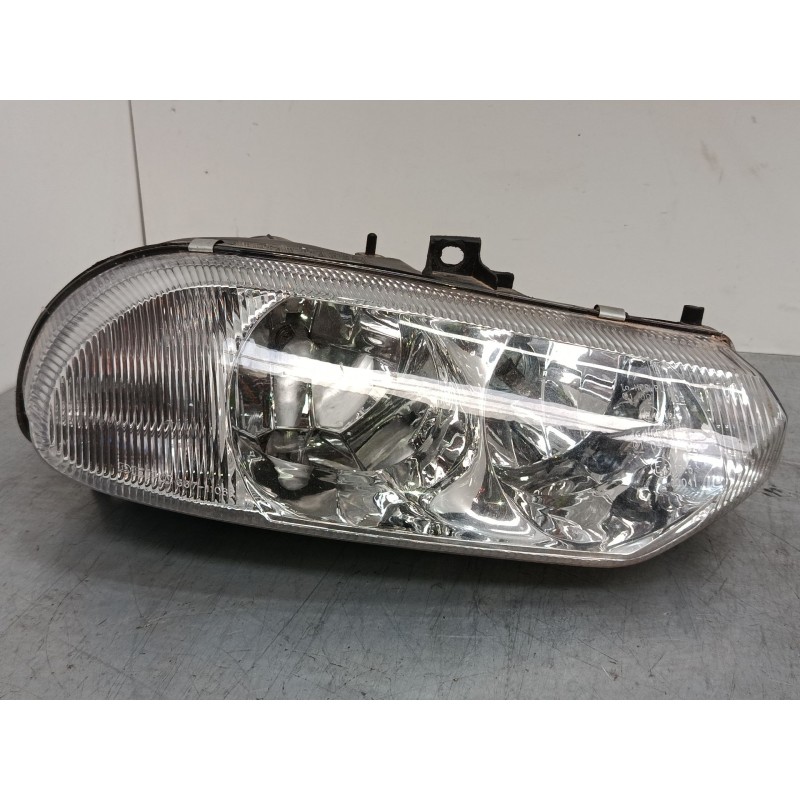 Recambio de faro derecho para alfa romeo 156 sportwagon (932_) 1.9 jtd (932b2b, 932b2c) referencia OEM IAM 086671106R  