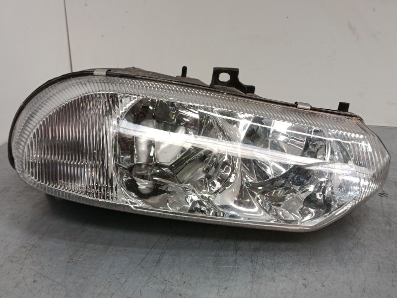 Recambio de faro derecho para alfa romeo 156 sportwagon (932_) 1.9 jtd (932b2b, 932b2c) referencia OEM IAM 086671106R  