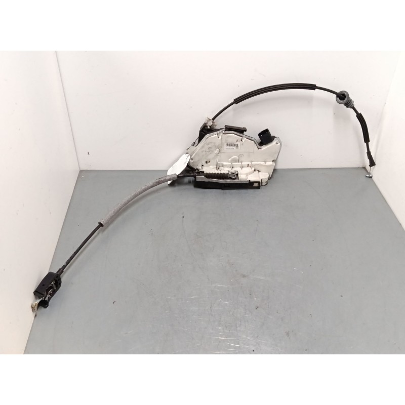 Recambio de cerradura puerta trasera izquierda para skoda superb ii (3t4) 2.0 tdi 16v referencia OEM IAM 1s4839015b  