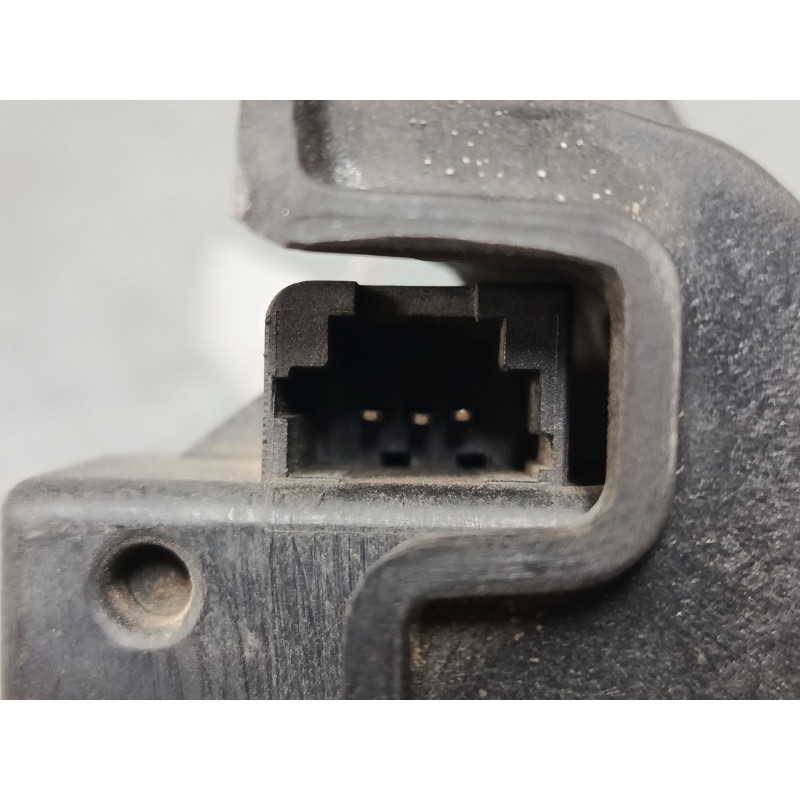 Recambio de cerradura porton superior para citroën c2 (jm_) 1.4 hdi referencia OEM IAM 9652301980  