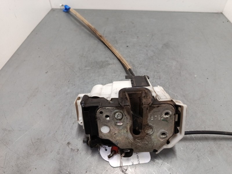 Recambio de cerradura puerta delantera derecha para peugeot bipper (aa_) 1.4 hdi referencia OEM IAM   