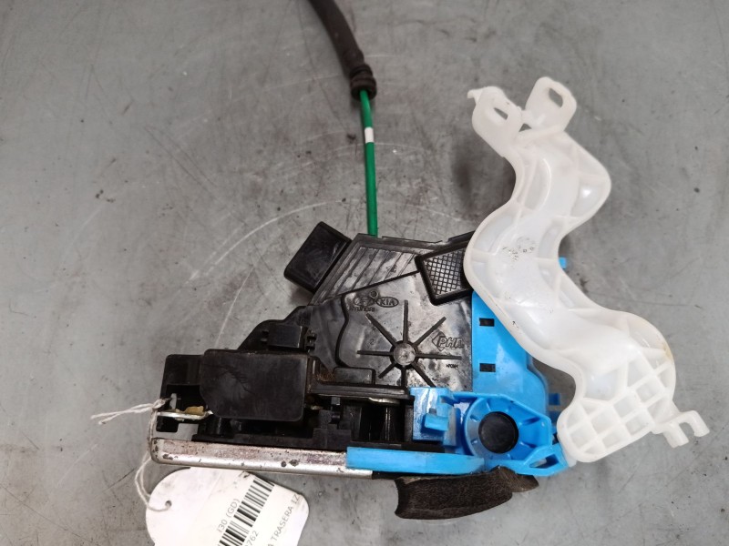 Recambio de cerradura puerta trasera izquierda para hyundai i30 (gd) 1.4 crdi referencia OEM IAM   