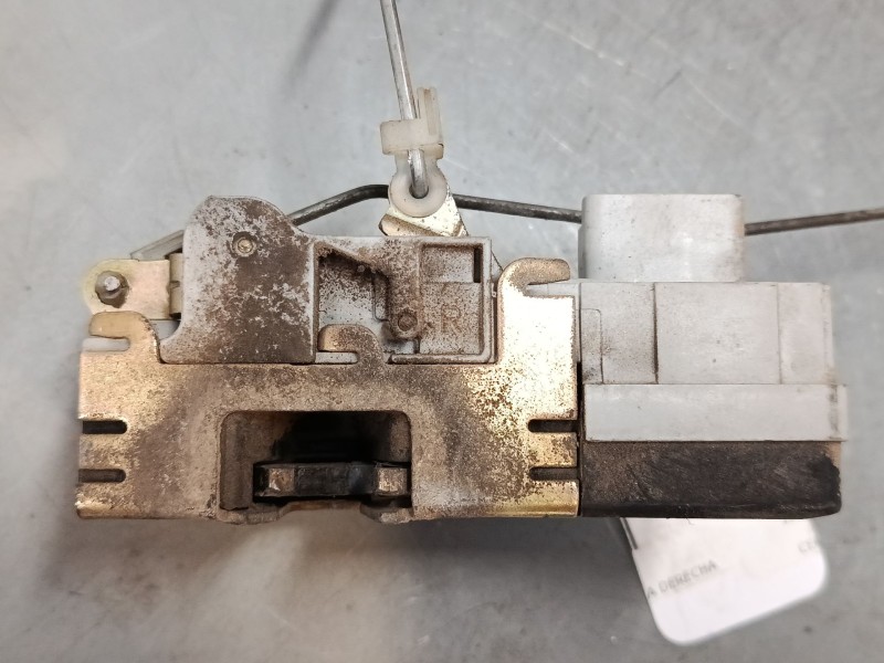 Recambio de cerradura puerta delantera derecha para citroën berlingo / berlingo first monospace (mf_, gjk_, gfk_) 1.9 d (mfwjz)  Recambio de cerradura puerta delantera derecha para citroën berlingo / berlingo first monospace (mf_, gjk_, gfk_) 1.9 d (mfwjz)