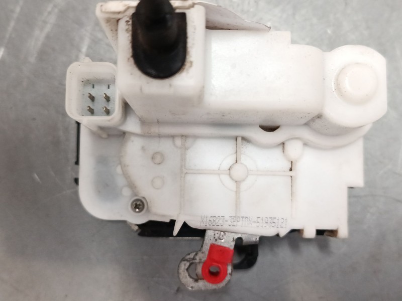 Recambio de cerradura puerta delantera derecha para fiat 500 (312_) 1.2 (312axa1a) referencia OEM IAM    Recambio de cerradura puerta delantera derecha para fiat 500 (312_) 1.2 (312axa1a) referencia OEM IAM