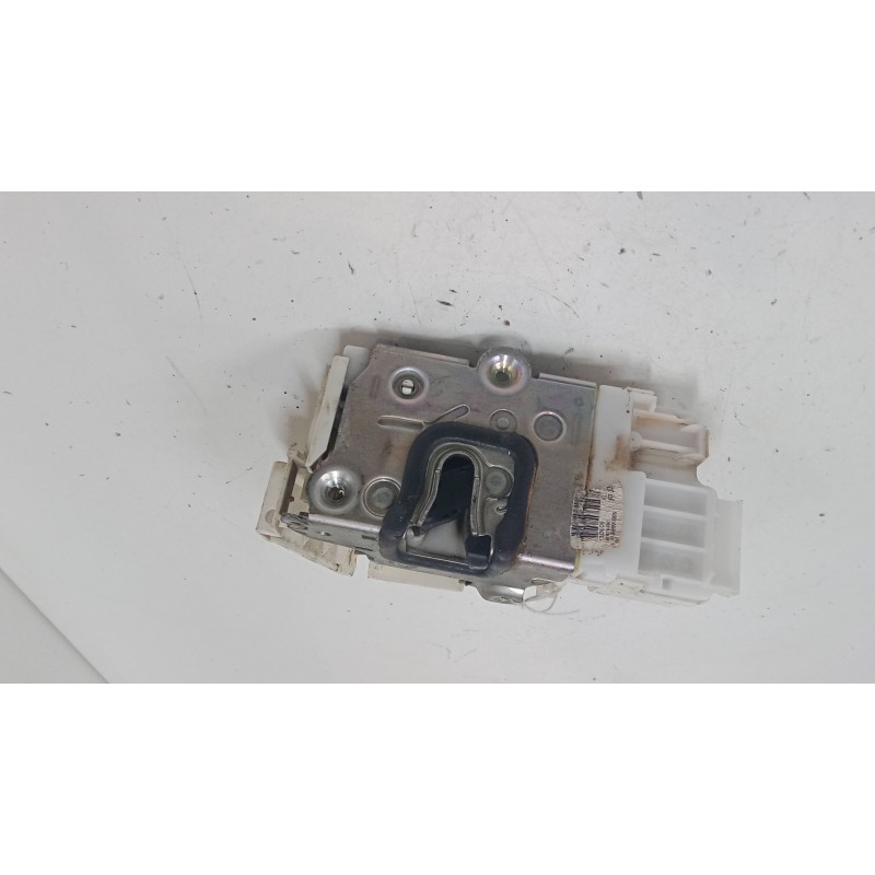 Recambio de cerradura puerta delantera izquierda para mercedes-benz clase b sports tourer (w245) b 150 (245.231) referencia OEM  Recambio de cerradura puerta delantera izquierda para mercedes-benz clase b sports tourer (w245) b 150 (245.231) referencia OEM