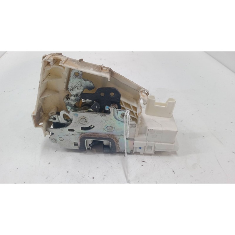 Recambio de cerradura puerta trasera derecha para mercedes-benz clase b sports tourer (w245) b 150 (245.231) referencia OEM IAM  Recambio de cerradura puerta trasera derecha para mercedes-benz clase b sports tourer (w245) b 150 (245.231) referencia OEM IAM