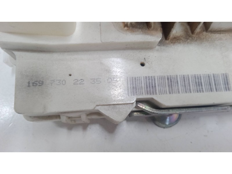 Recambio de cerradura puerta trasera derecha para mercedes-benz clase b sports tourer (w245) b 150 (245.231) referencia OEM IAM  Recambio de cerradura puerta trasera derecha para mercedes-benz clase b sports tourer (w245) b 150 (245.231) referencia OEM IAM