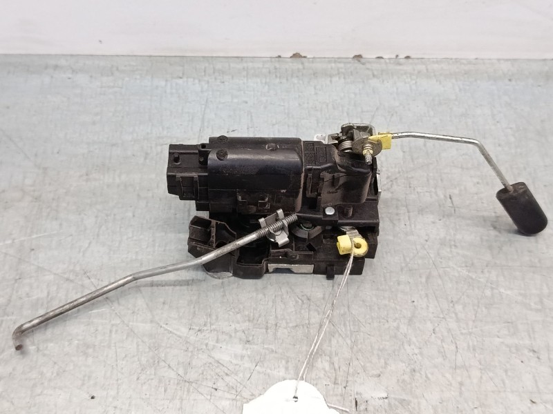 Recambio de cerradura puerta delantera izquierda para iveco daily v furgoneta 29s13, 29l13, 35c13, 35s13, 40c13, 40s13 referenci Recambio de cerradura puerta delantera izquierda para iveco daily v furgoneta 29s13, 29l13, 35c13, 35s13, 40c13, 40s13 referenci