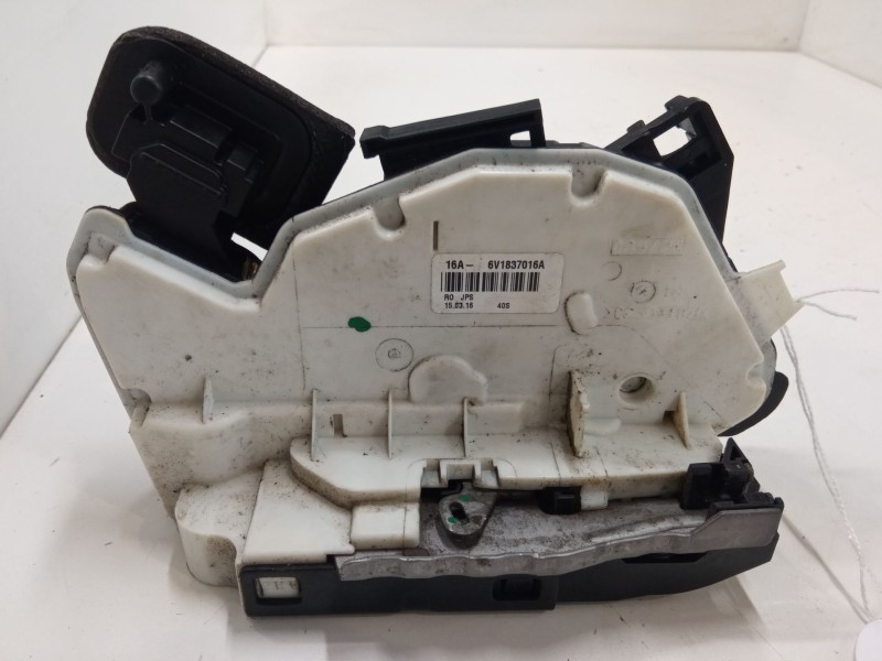 Recambio de cerradura puerta delantera derecha para skoda yeti (5l) 2.0 tdi referencia OEM IAM    Recambio de cerradura puerta delantera derecha para skoda yeti (5l) 2.0 tdi referencia OEM IAM