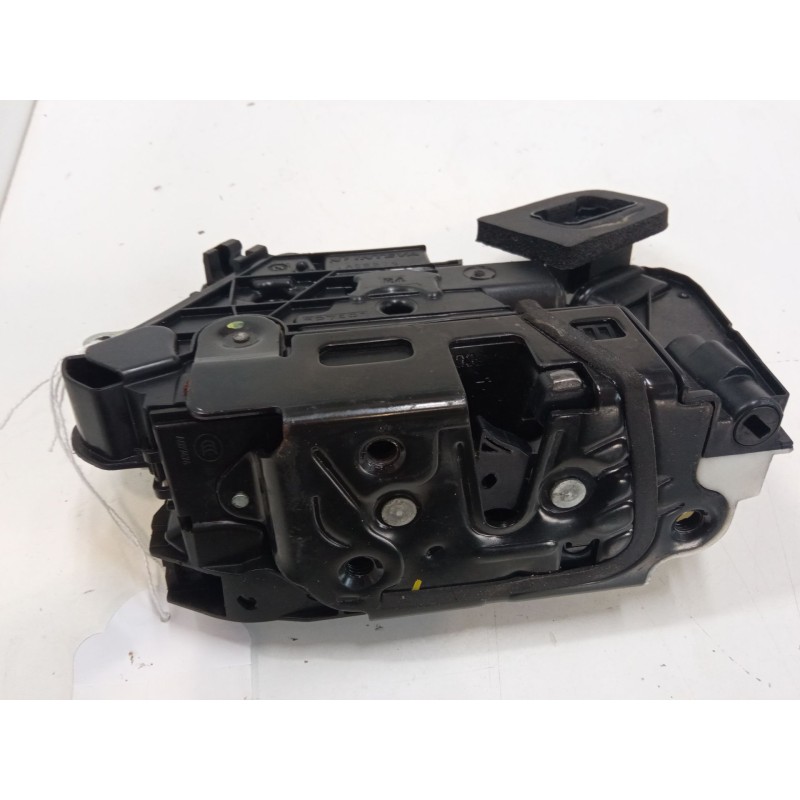 Recambio de cerradura puerta delantera derecha para skoda yeti (5l) 2.0 tdi referencia OEM IAM    Recambio de cerradura puerta delantera derecha para skoda yeti (5l) 2.0 tdi referencia OEM IAM