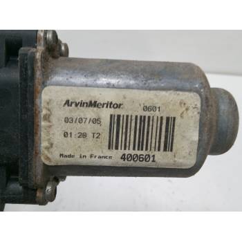 ELEVALUNAS ELECTRICO DELANTERO IZQUIERDO 