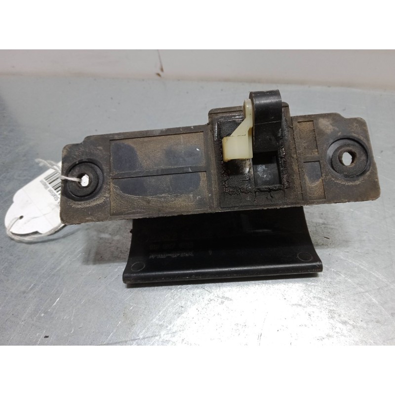 Recambio de maneta exterior porton para chevrolet nubira station wagon 1.8 referencia OEM IAM    Recambio de maneta exterior porton para chevrolet nubira station wagon 1.8 referencia OEM IAM