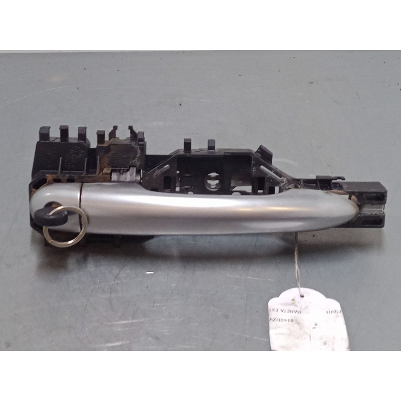 Recambio de maneta exterior puerta delantera izquierda para renault scénic ii (jm0/1_) 1.6 16v (jm1r) referencia OEM IAM   