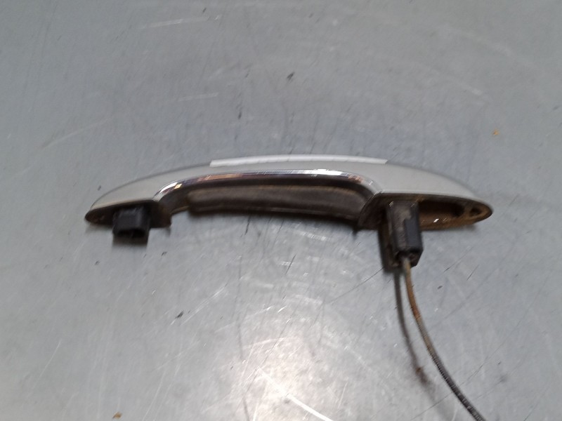 Recambio de maneta exterior puerta delantera derecha para mini mini (r50, r53) one referencia OEM IAM    Recambio de maneta exterior puerta delantera derecha para mini mini (r50, r53) one referencia OEM IAM