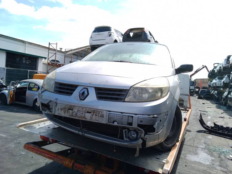 RENAULT SCÉNIC II (JM0/1_)