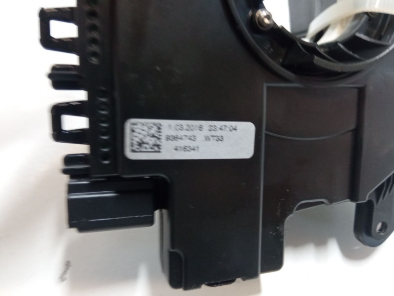 Recambio de anillo airbag para skoda yeti (5l) 2.0 tdi referencia OEM IAM 5K0953569BB   Recambio de anillo airbag para skoda yeti (5l) 2.0 tdi referencia OEM IAM 5K0953569BB