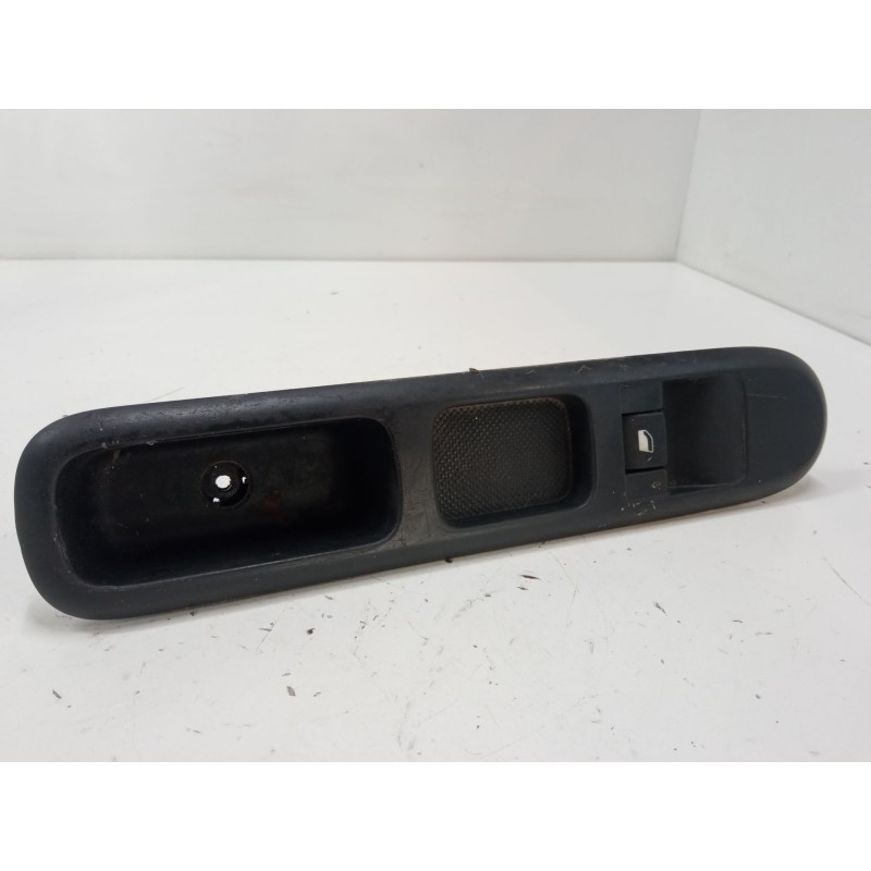 Recambio de mando elevalunas delantero derecho para peugeot 3008 i monospace (0u_) 1.6 hdi 115 / bluehdi 115 referencia OEM IAM 