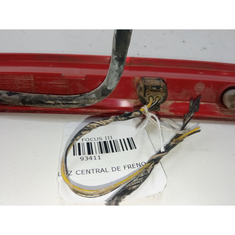 Recambio de luz central de freno para ford focus iii 1.6 tdci referencia OEM IAM 8A6113A613DA  8A6113A613AB Recambio de luz central de freno para ford focus iii 1.6 tdci referencia OEM IAM 8A6113A613DA  8A6113A613AB