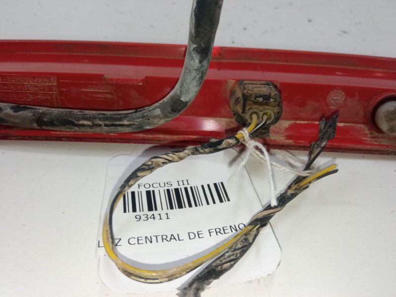Recambio de luz central de freno para ford focus iii 1.6 tdci referencia OEM IAM 8A6113A613DA  8A6113A613AB Recambio de luz central de freno para ford focus iii 1.6 tdci referencia OEM IAM 8A6113A613DA  8A6113A613AB