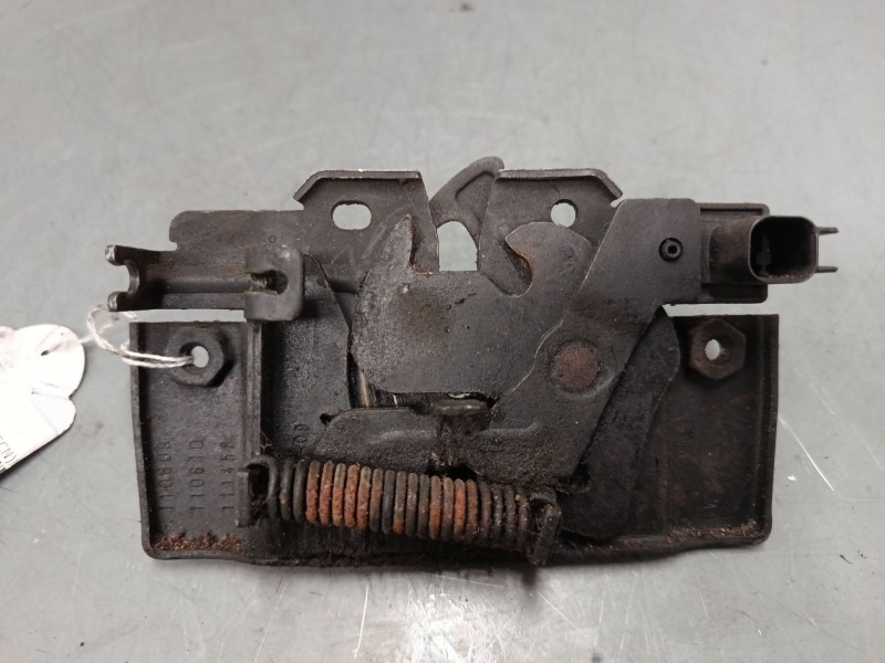 Recambio de cerradura capo para ford fiesta vi (cb1, ccn) 1.6 tdci referencia OEM IAM   