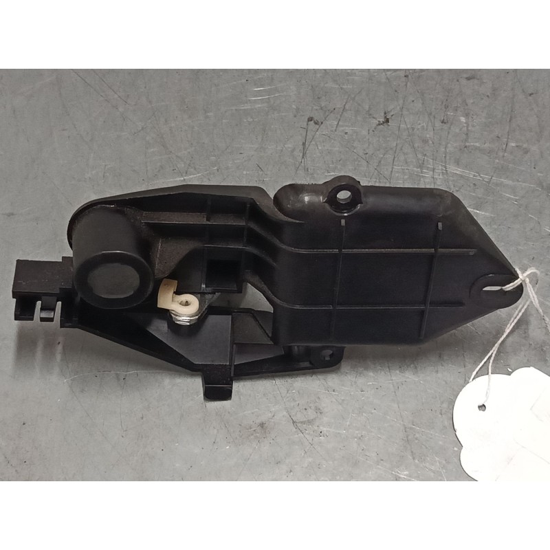 Recambio de maneta interior puerta delantera derecha para fiat 500 (312_) 1.2 (312axa1a) referencia OEM IAM    Recambio de maneta interior puerta delantera derecha para fiat 500 (312_) 1.2 (312axa1a) referencia OEM IAM
