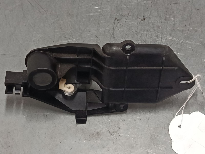 Recambio de maneta interior puerta delantera derecha para fiat 500 (312_) 1.2 (312axa1a) referencia OEM IAM    Recambio de maneta interior puerta delantera derecha para fiat 500 (312_) 1.2 (312axa1a) referencia OEM IAM